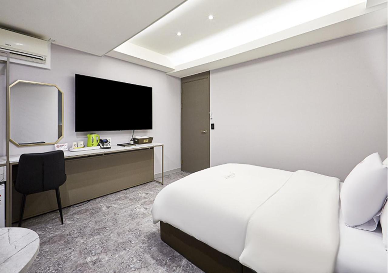 Regency Hotel Соннам Экстерьер фото