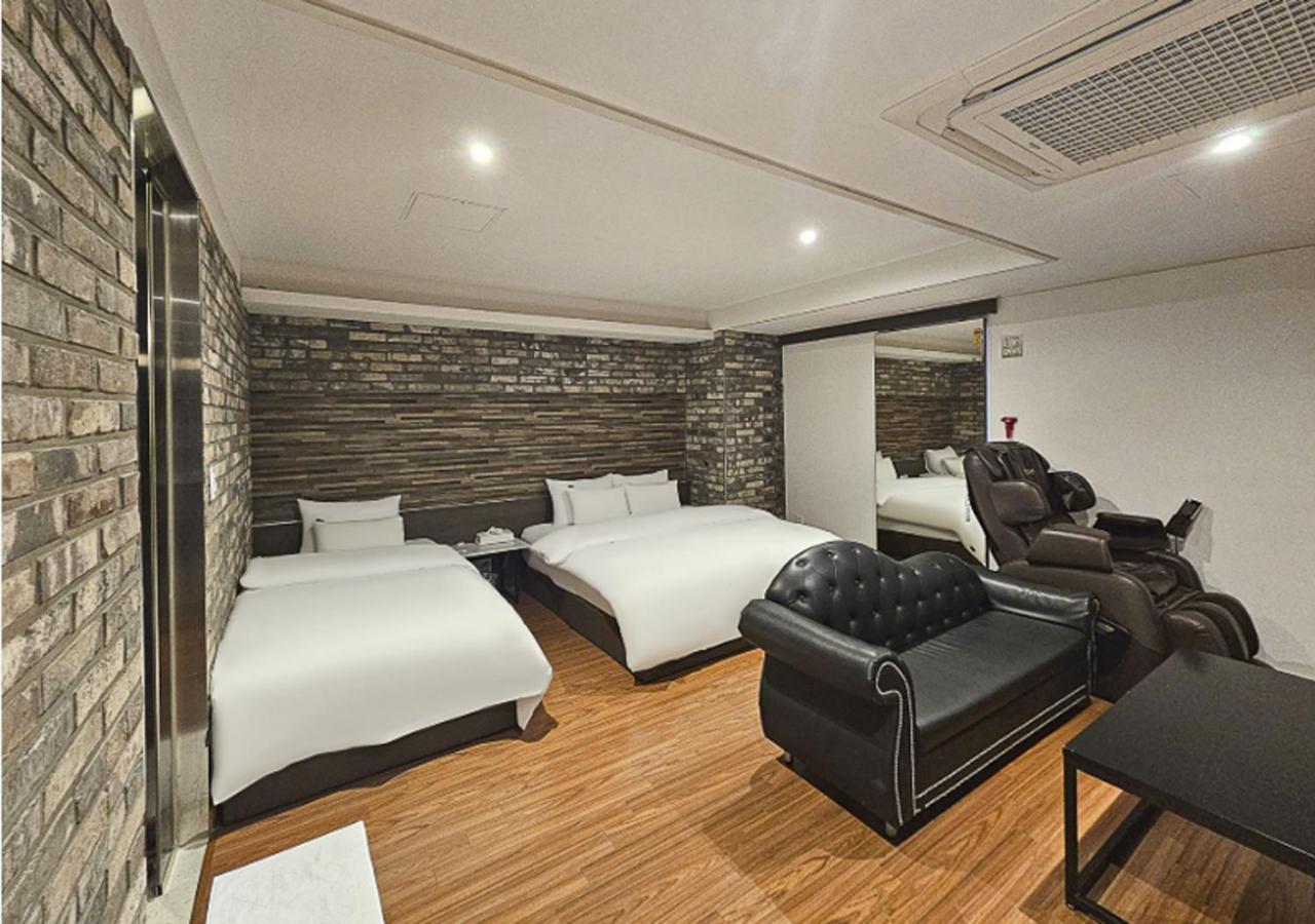 Regency Hotel Соннам Экстерьер фото