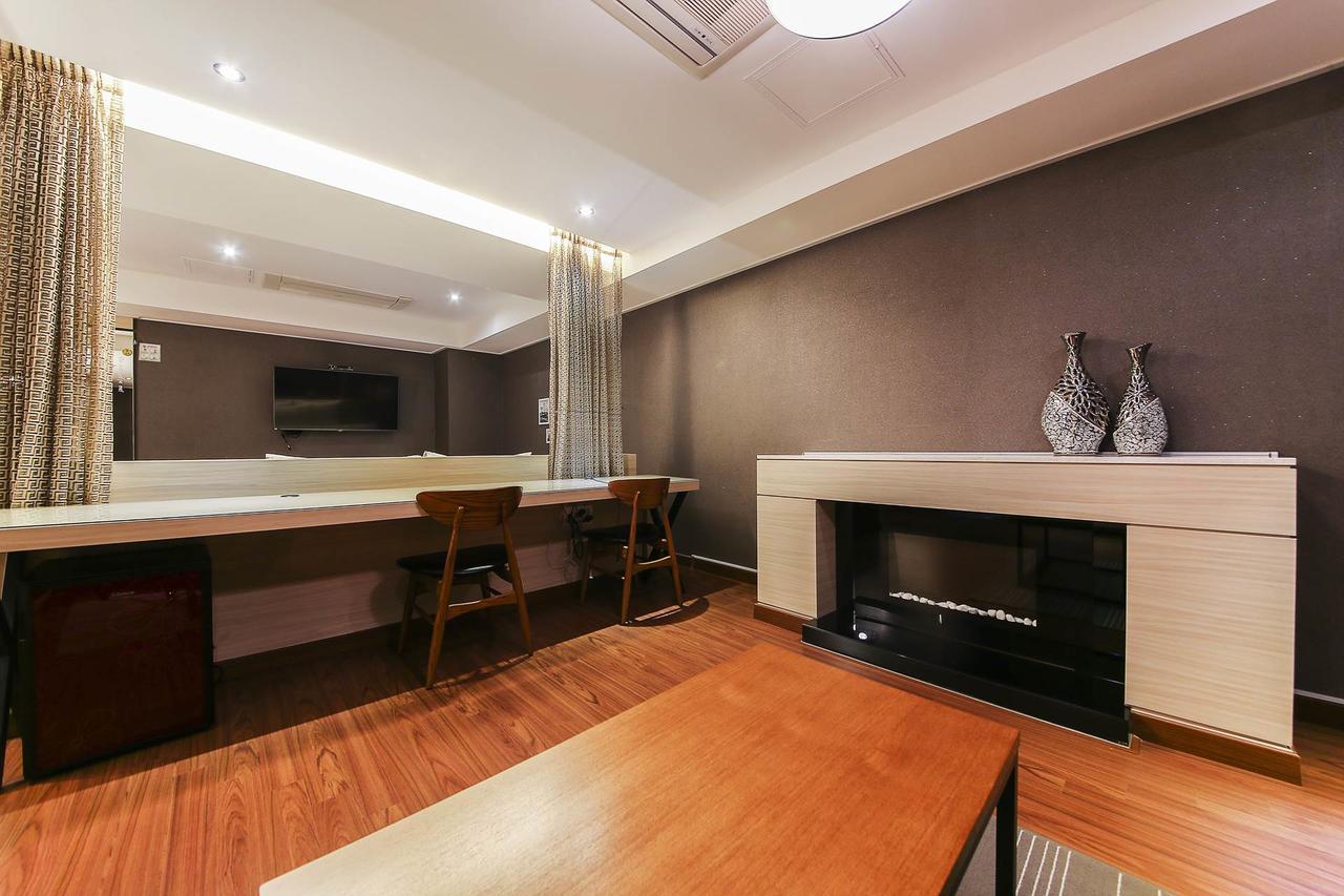 Regency Hotel Соннам Экстерьер фото