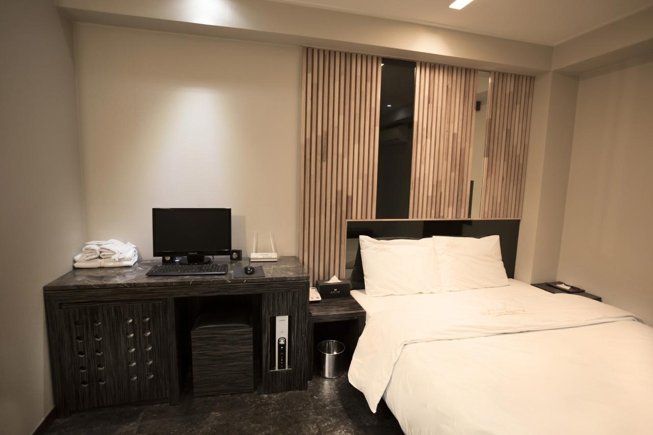 Regency Hotel Соннам Экстерьер фото